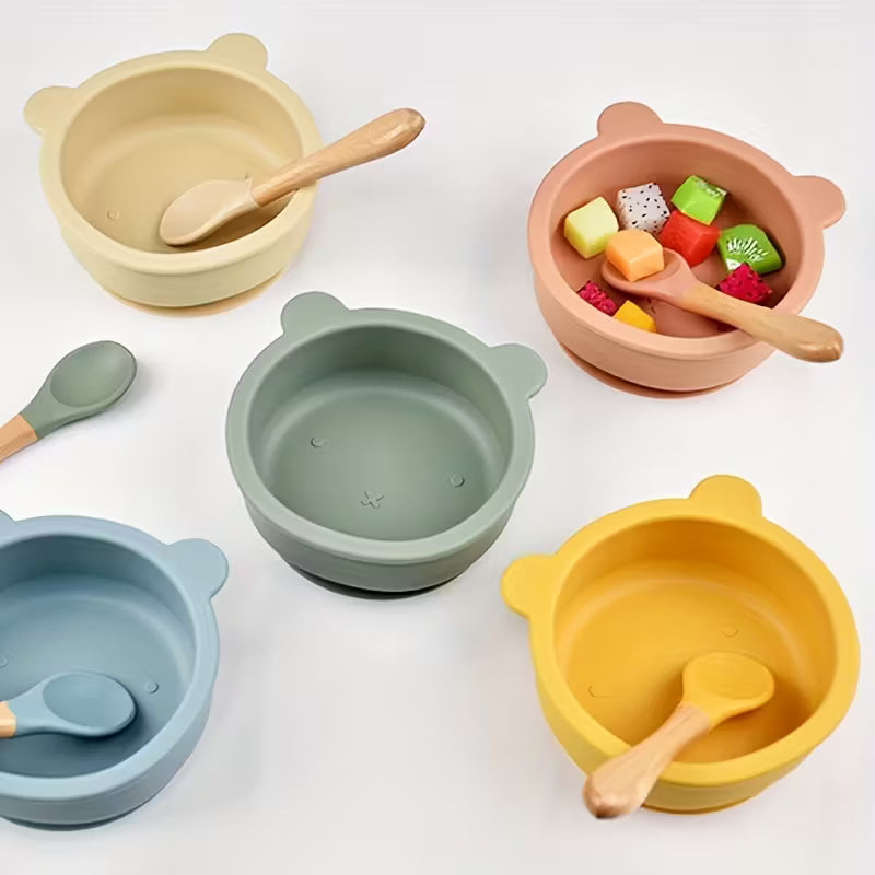 Feeding bowl with spoon